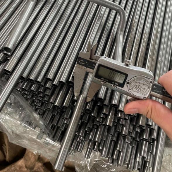 山東薄壁精密鋼管批發(fā)價(jià)格