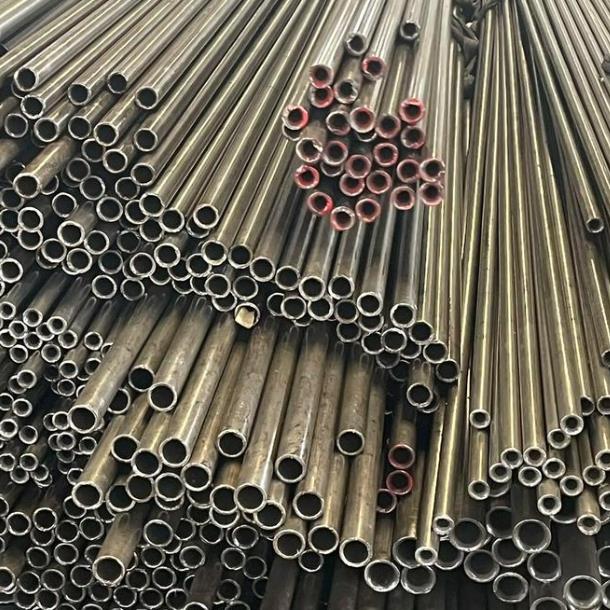 山東小口徑精密鋼管供貨商